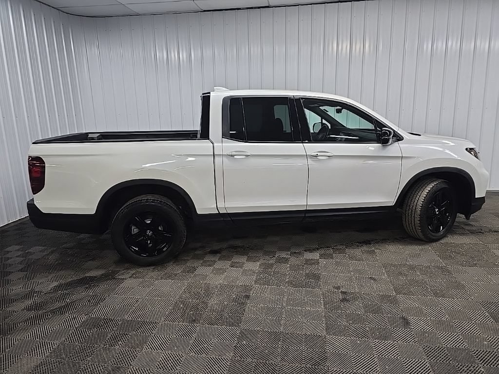 Used 2023 Honda Ridgeline Black Edition image 2