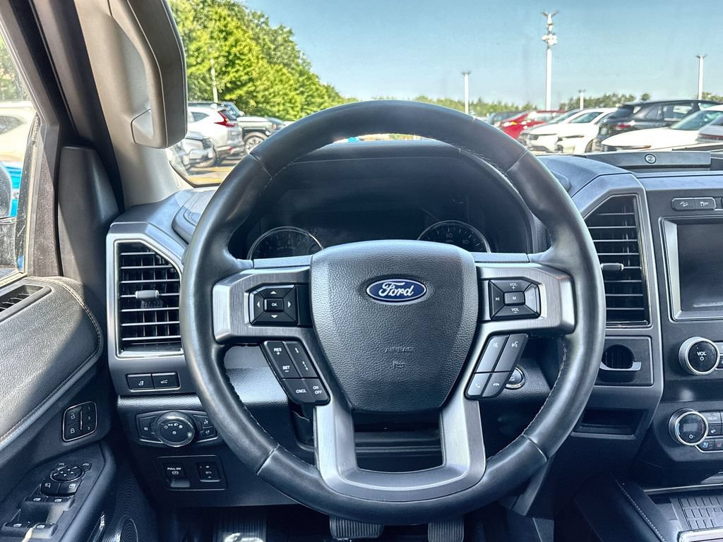Used 2019 Ford Expedition Max Platinum AWD/4WD image 11