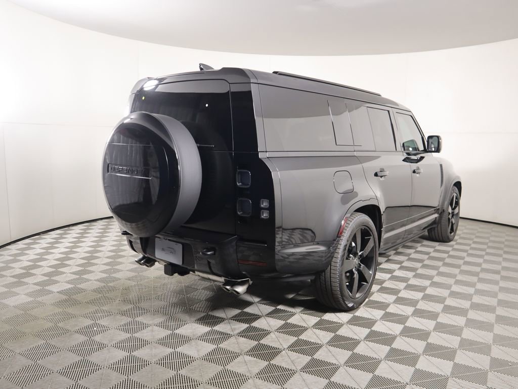 New 2025 Land Rover Defender 130 V8 image 5