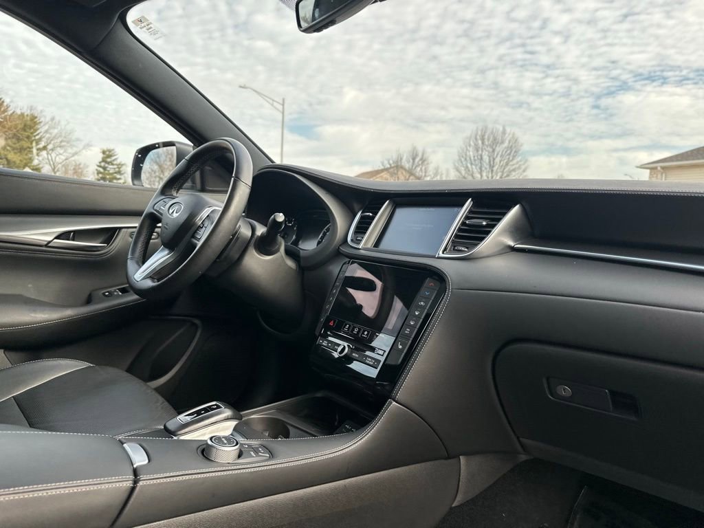 Used 2025 INFINITI QX55 Luxe w/ Cargo Package image 25