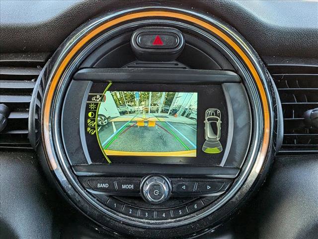 Used 2015 MINI Cooper S image 16