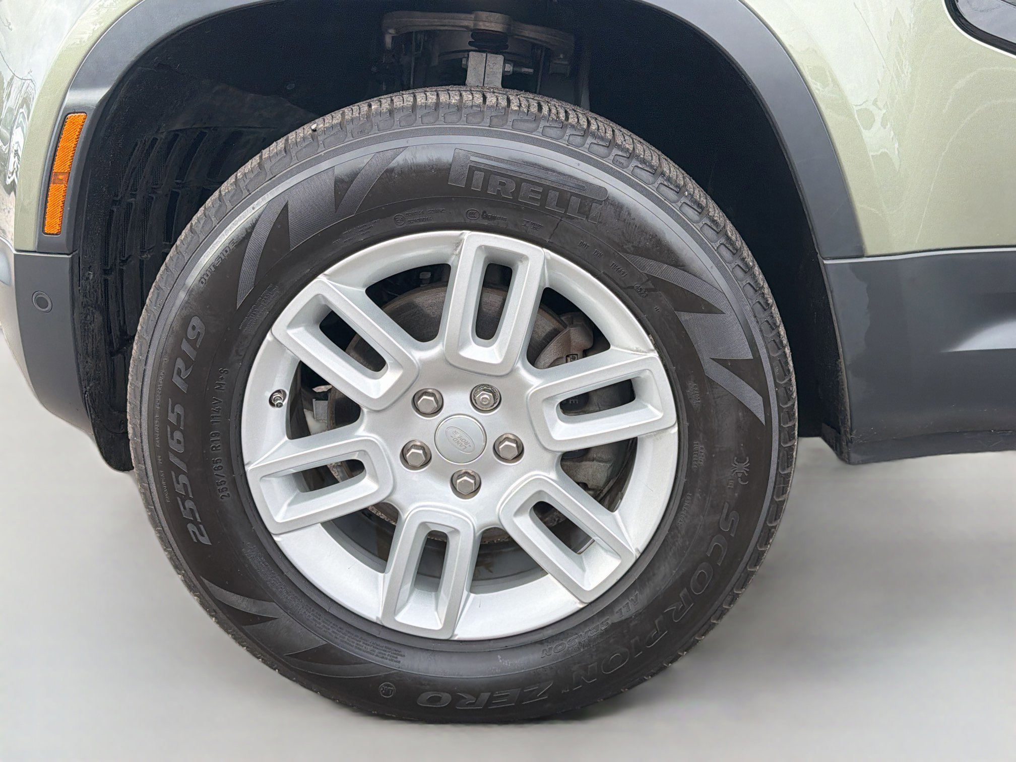 Used 2021 Land Rover Defender 110 S image 42