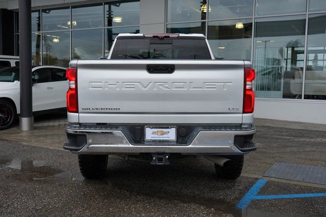 Used 2020 Chevrolet Silverado 2500 LTZ w/ Technology Package image 7