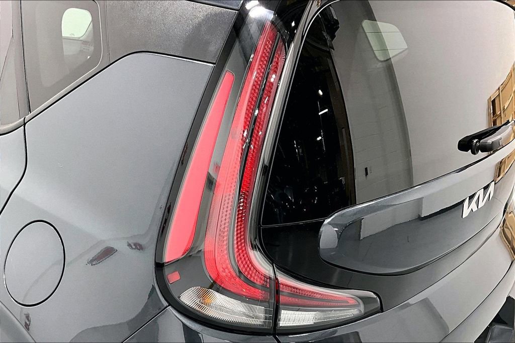 Used 2025 Kia Soul LX image 37
