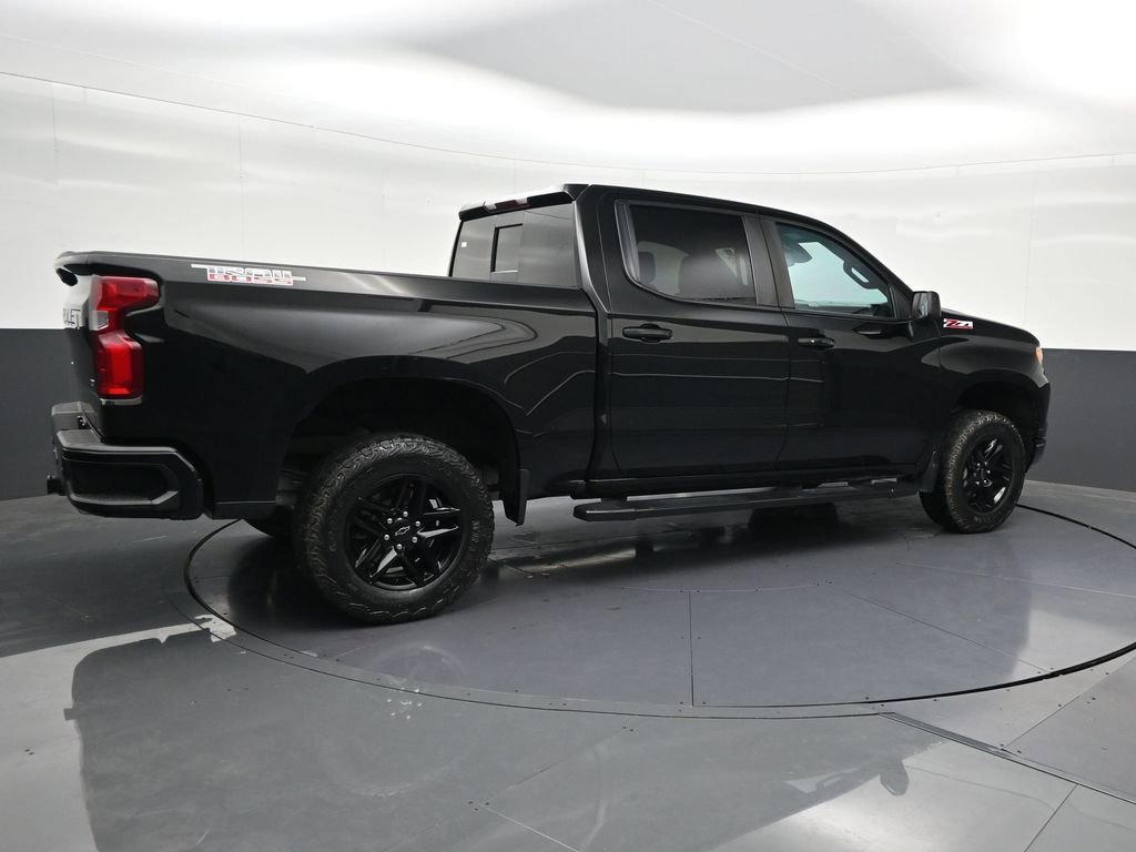 Used 2023 Chevrolet Silverado 1500 LT Trail Boss w/ LT Trail Boss Premium Package AWD/4WD image 5