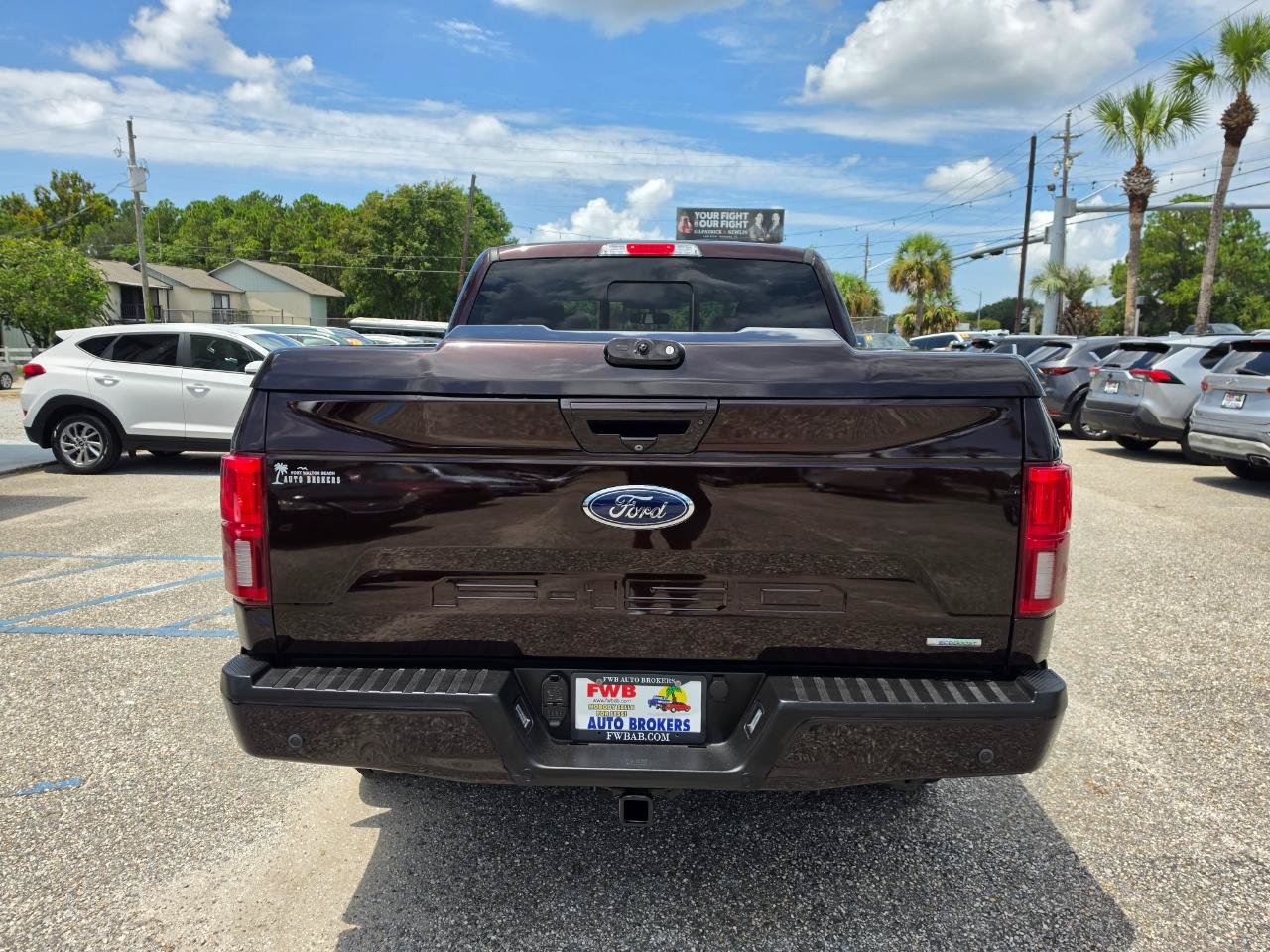 Used 2018 Ford F150 Lariat w/ Equipment Group 502A Luxury AWD/4WD image 4