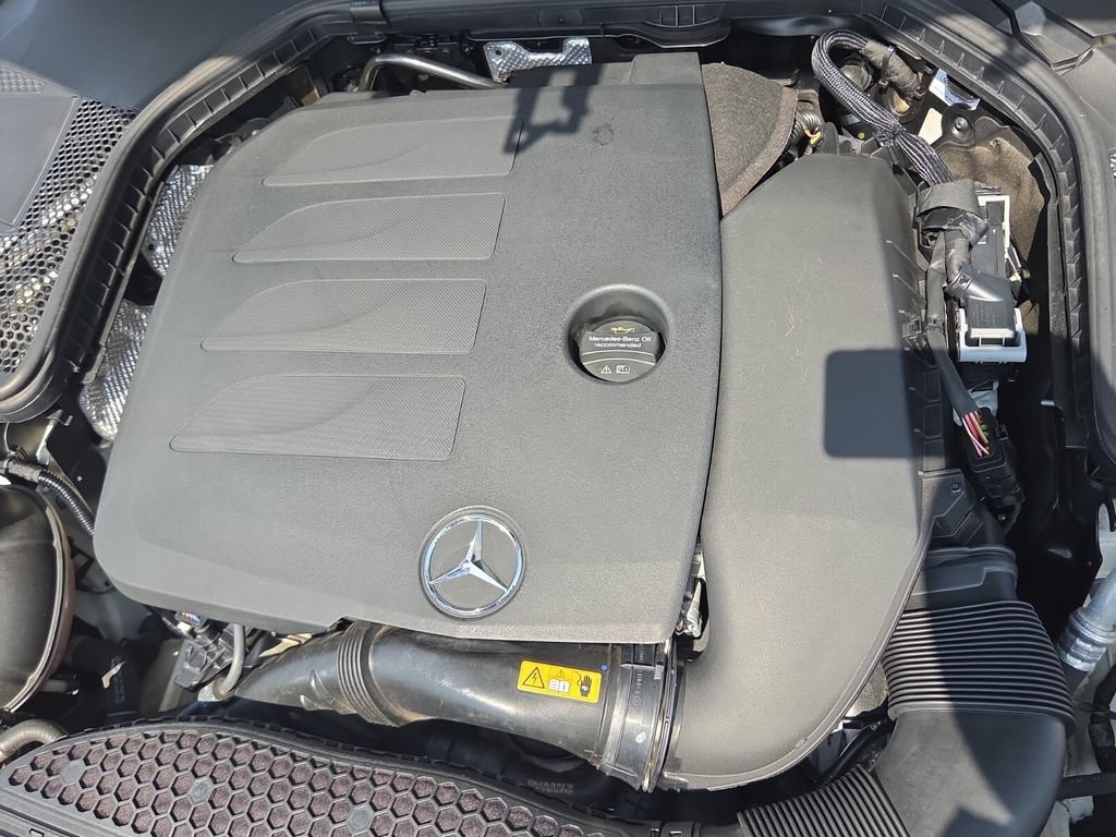 Used 2020 Mercedes-Benz C 300 Sedan image 10