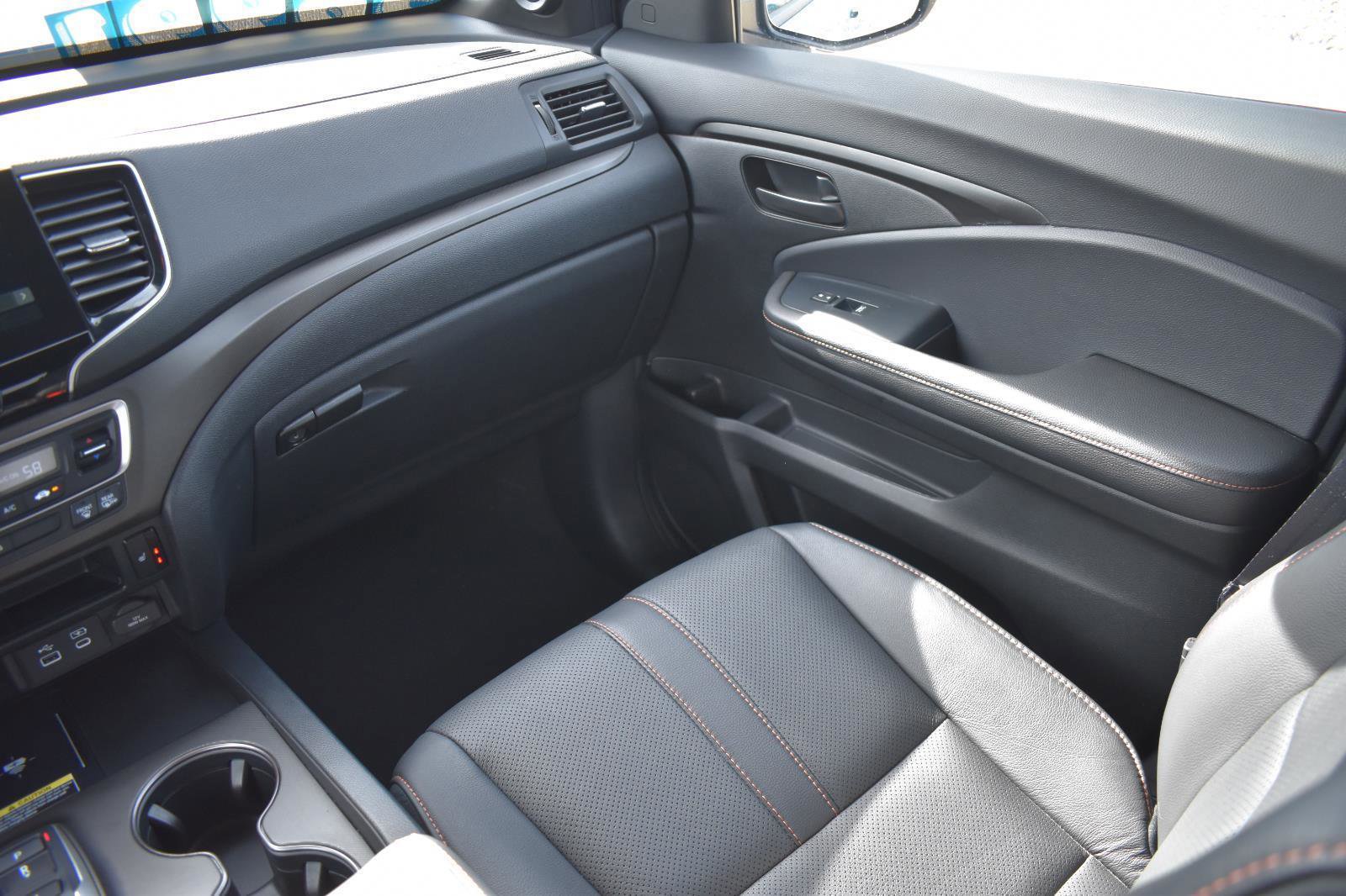 Used 2024 Honda Passport TrailSport image 24