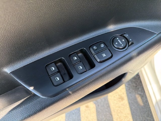 Used 2020 Kia Rio LX FWD image 17