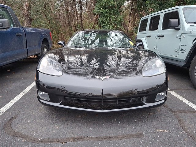 Used 2005 Chevrolet Corvette Coupe w/ Preferred Equipment Group image 2