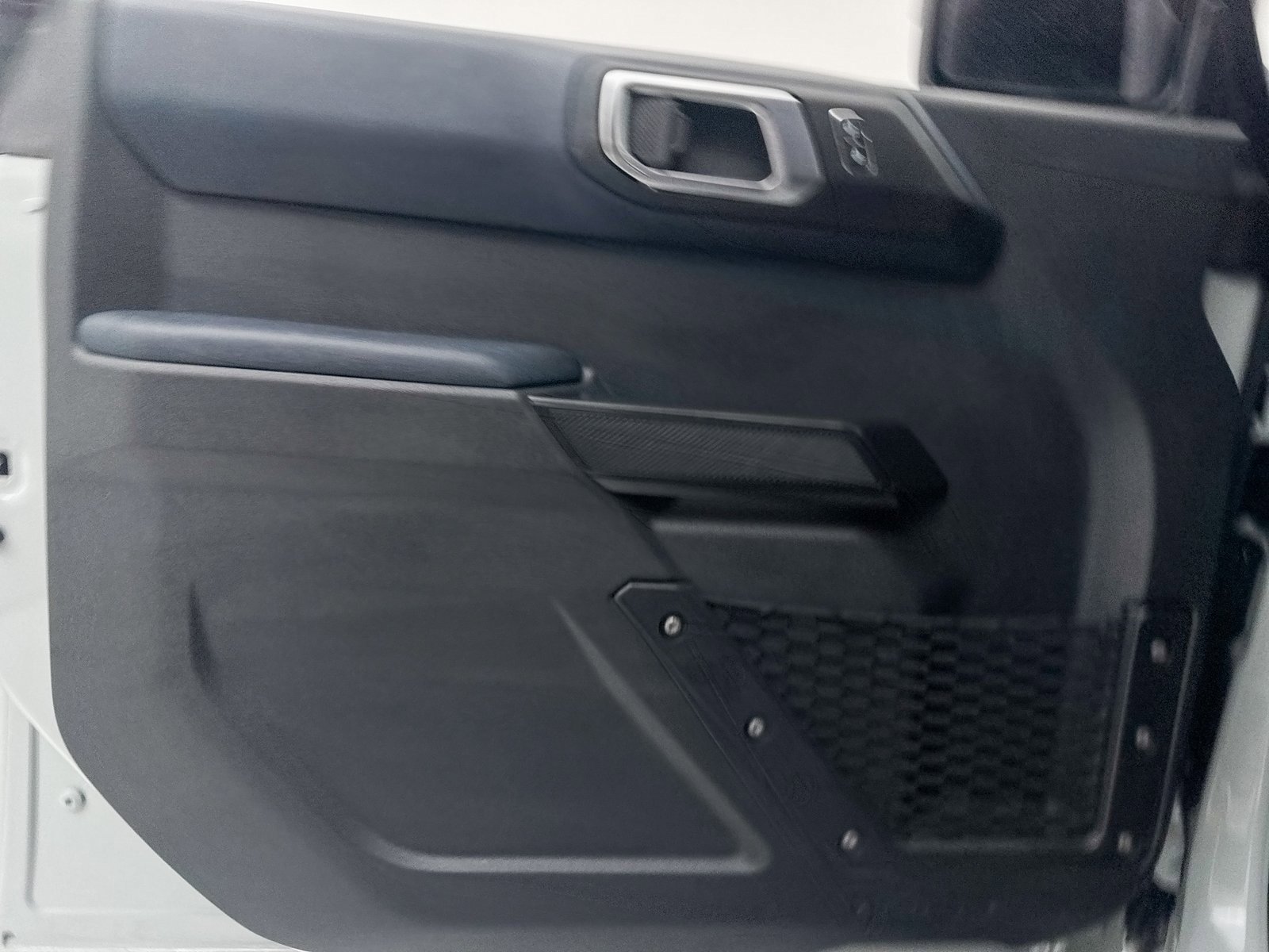 Used 2024 Ford Bronco Outer Banks image 34