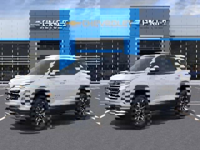 New 2026 Chevrolet Equinox LT image 2