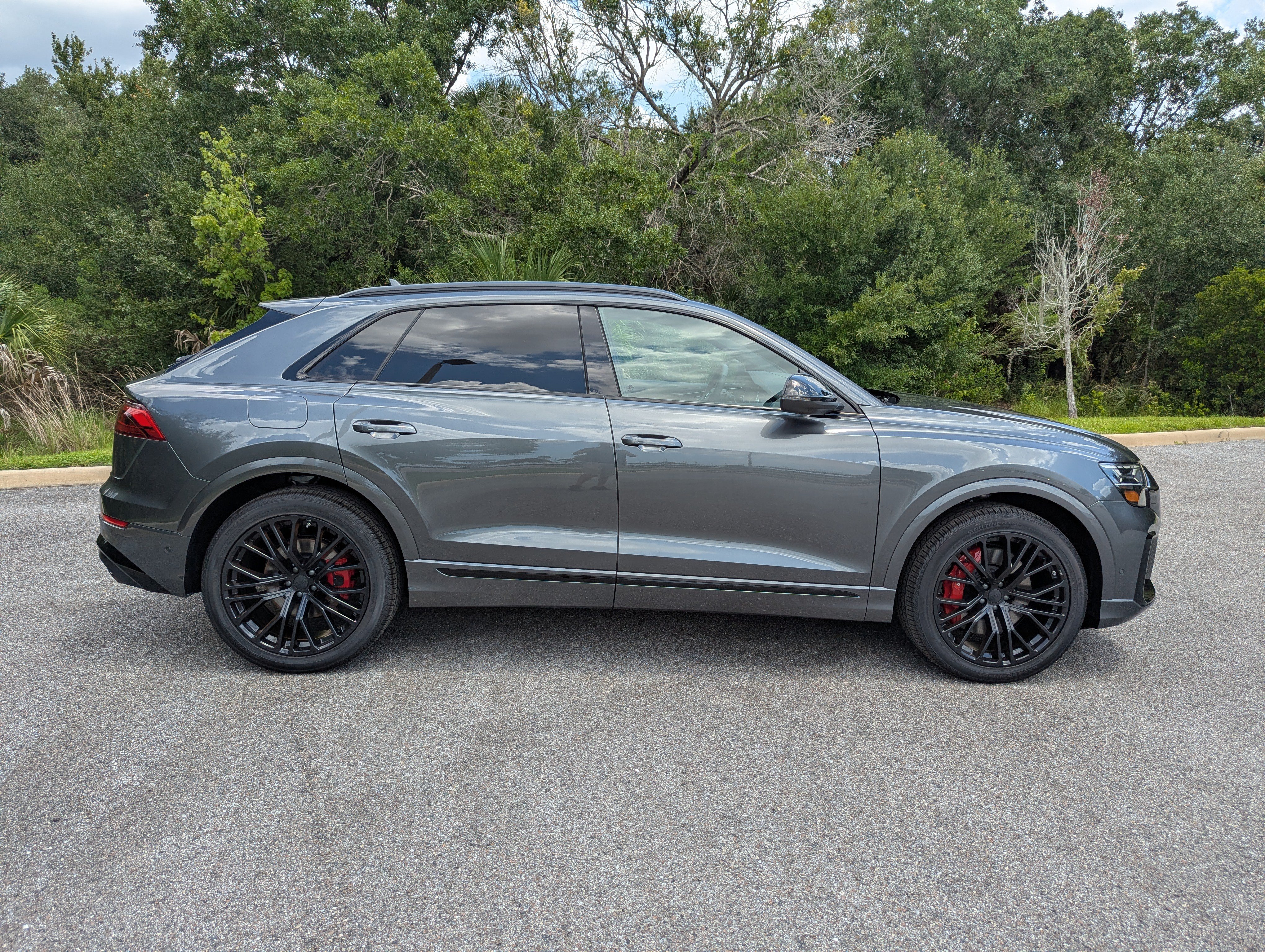 New 2026 Audi SQ8 Prestige AWD/4WD image 8