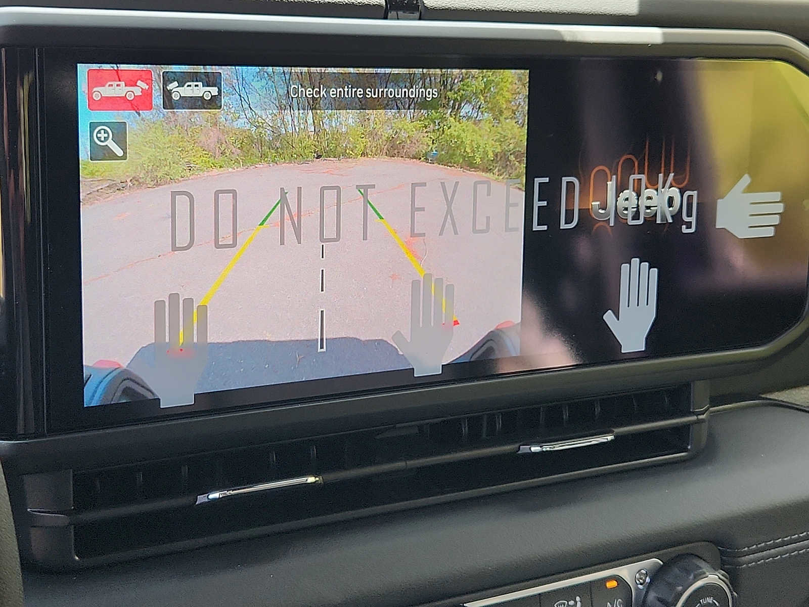 New 2026 Jeep Gladiator Mojave AWD/4WD image 13