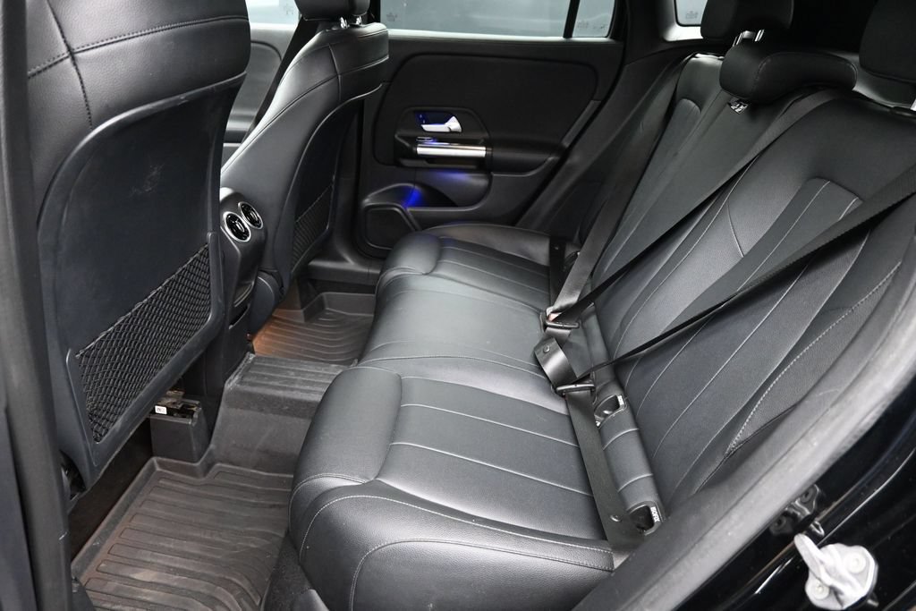 Used 2021 Mercedes-Benz GLA 250 image 16