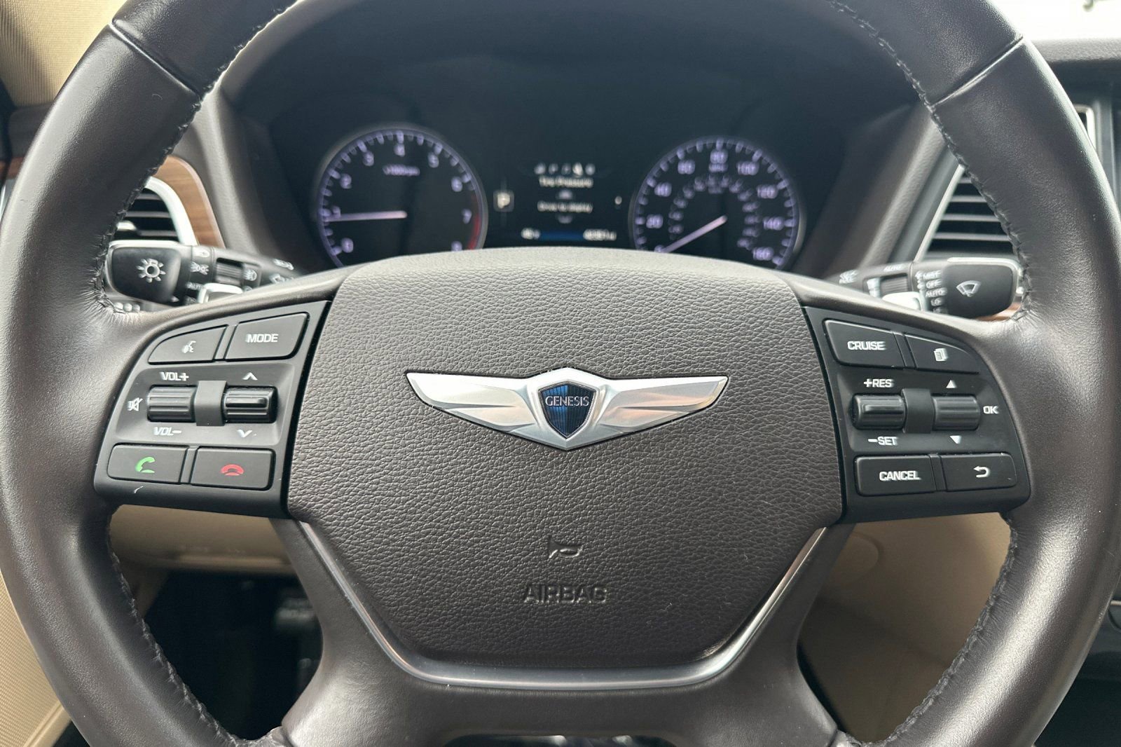 Used 2016 Hyundai Genesis 3.8 w/ Option Group 02 image 27