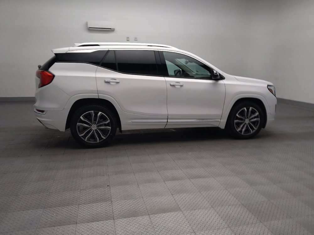 Used 2018 GMC Terrain Denali w/ Advanced Safety Package image 10