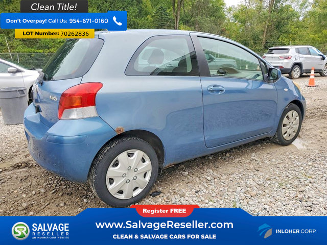 Used 2010 Toyota Yaris 2-Door Hatchback FWD image 4