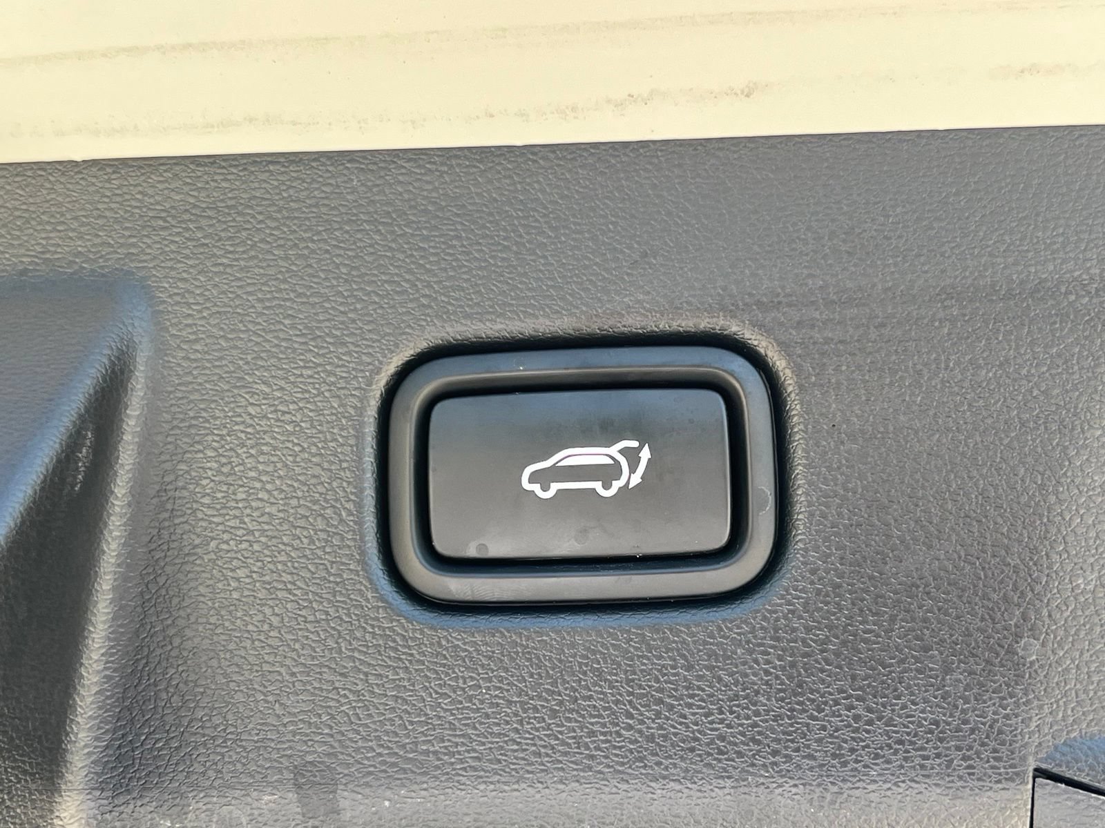 Certified 2024 Hyundai Tucson Limited FWD image 15