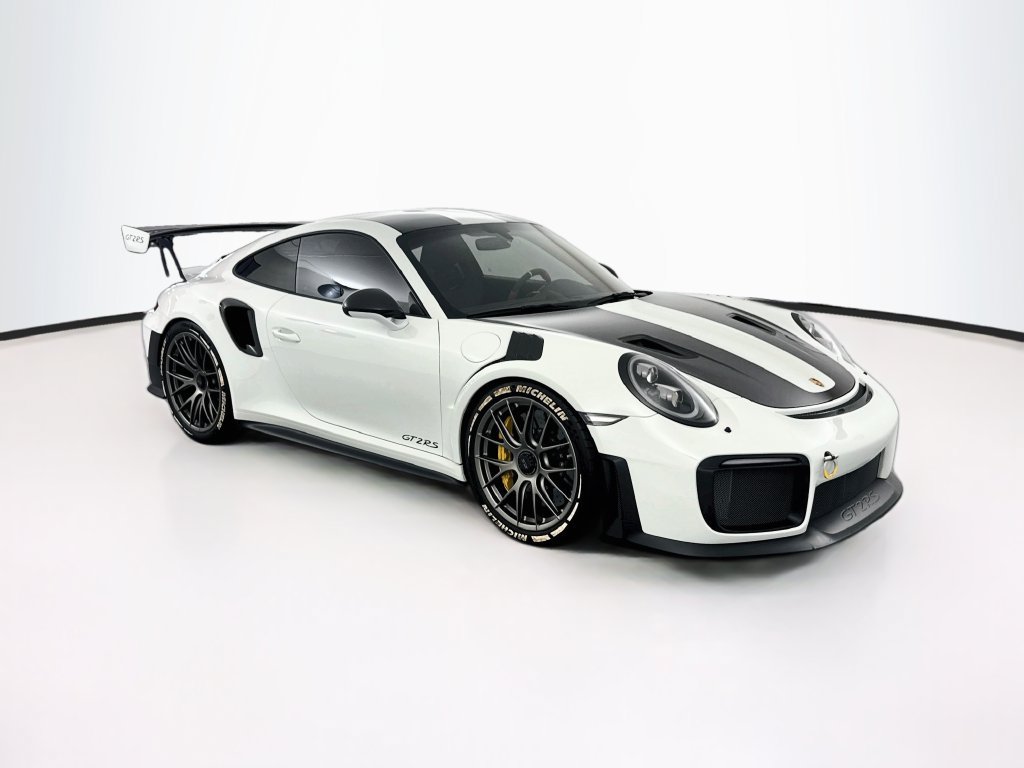 Used 2018 Porsche 911 GT2 RS RWD image 3