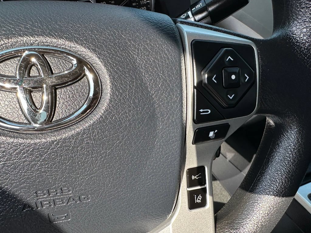 Used 2020 Toyota Tundra SR5 w/ SR5 Upgrade Package AWD/4WD image 17