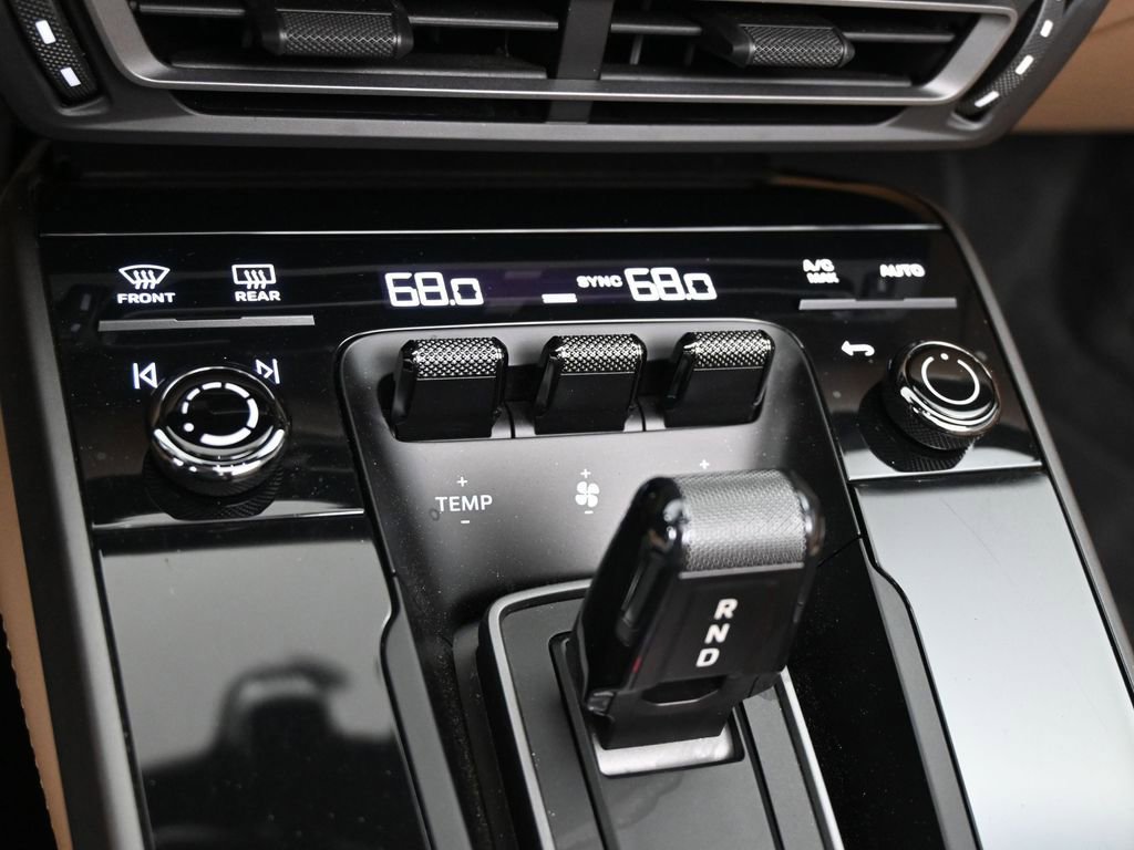 Used 2022 Porsche 911 Carrera image 15