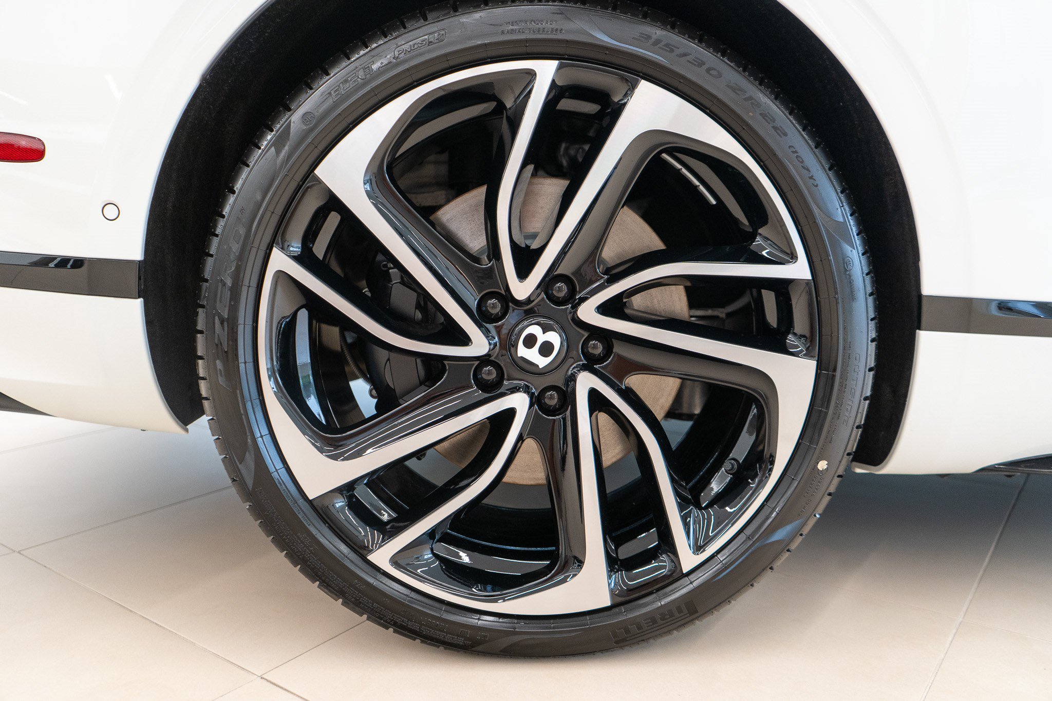 New 2026 Bentley Continental GT AWD/4WD image 28