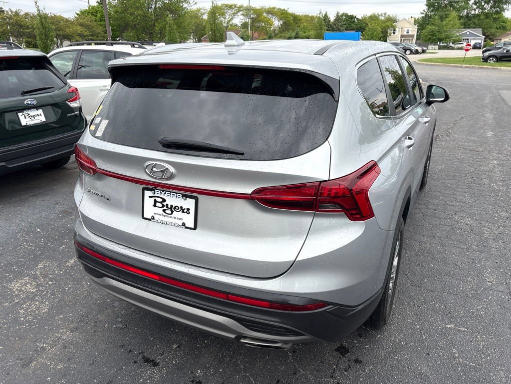 Used 2021 Hyundai Santa Fe SE FWD image 3