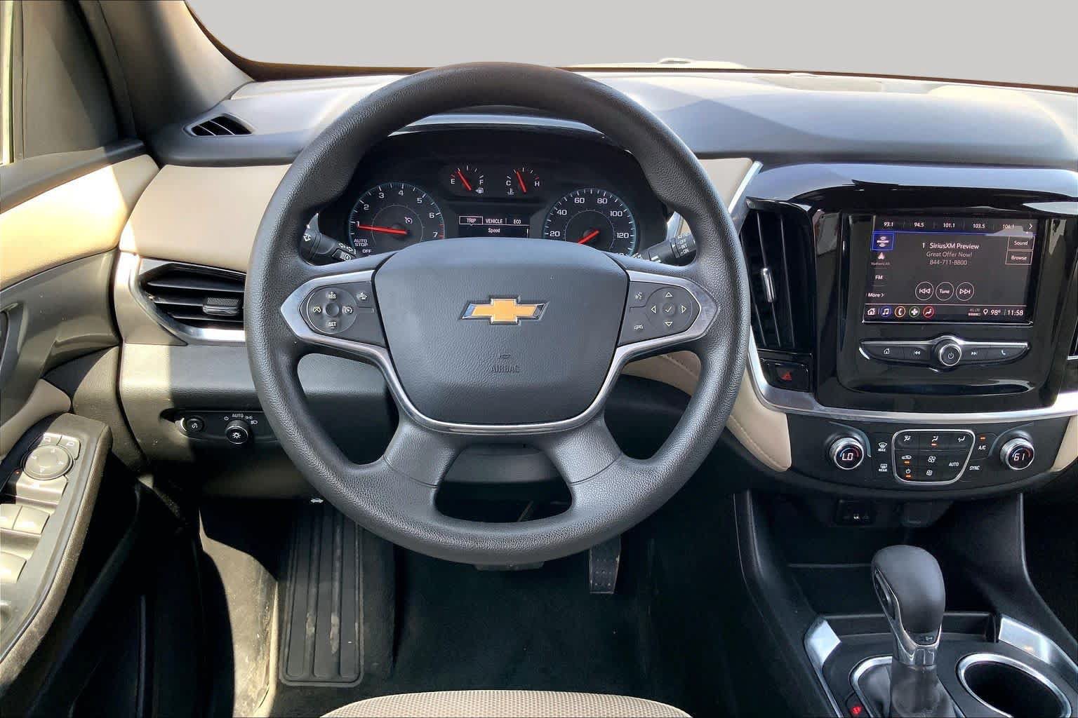Used 2023 Chevrolet Traverse LS w/ Safety Package FWD image 5