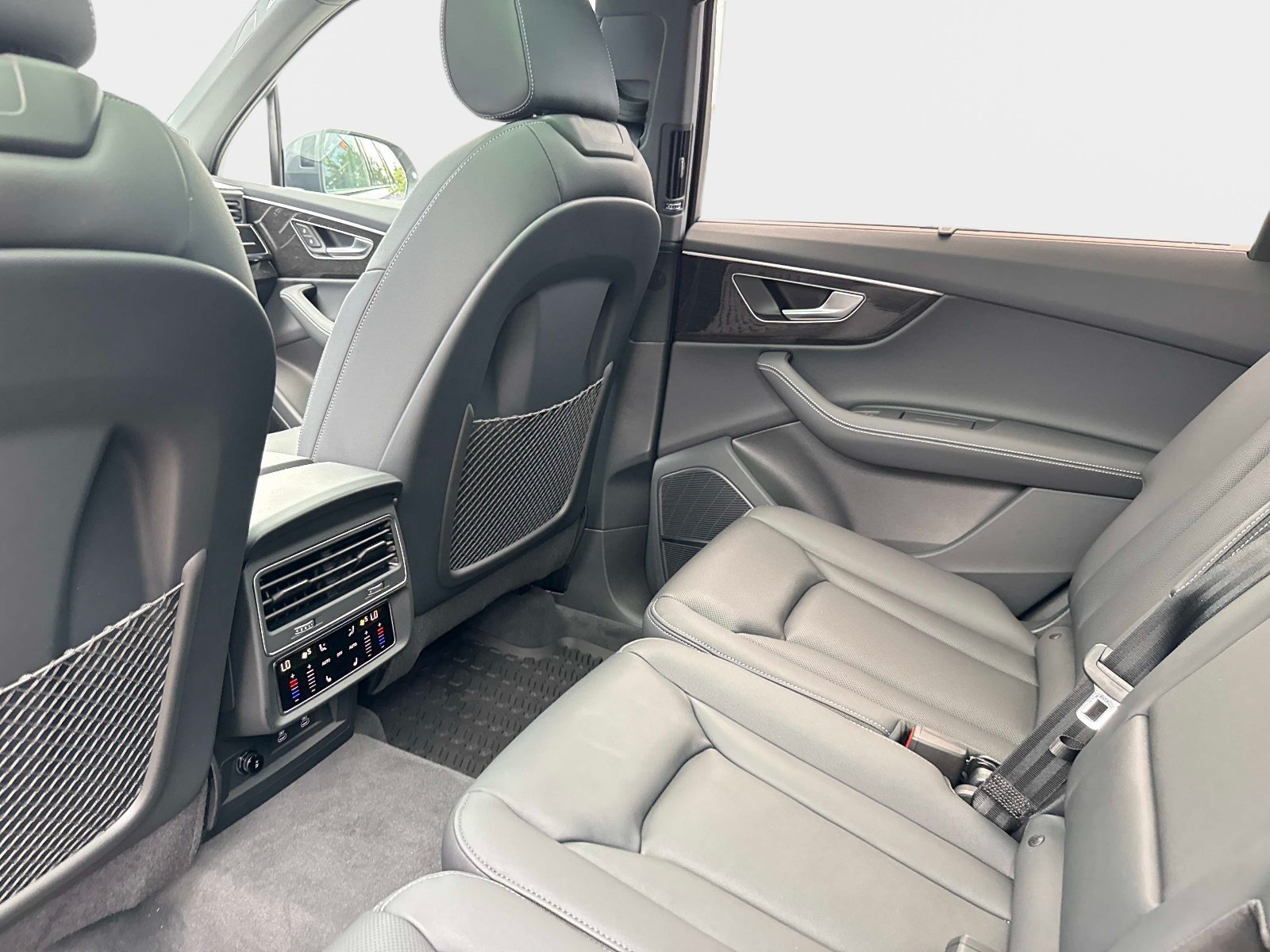 New 2026 Audi Q7 Premium Plus AWD/4WD image 14