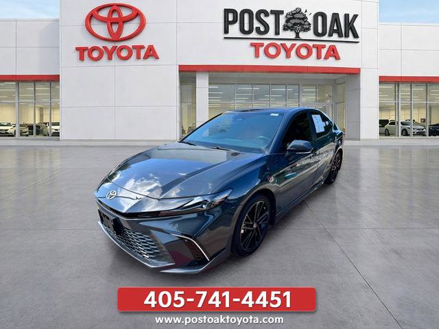 Used 2025 Toyota Camry XSE AWD/4WD image 4