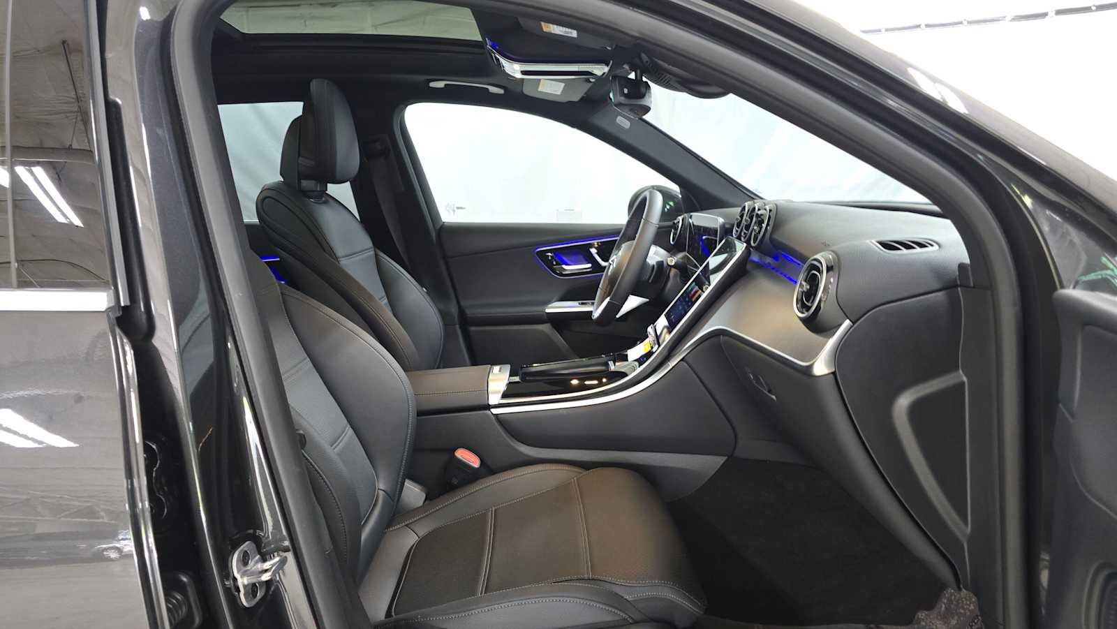 Certified 2026 Mercedes-Benz GLC 350e 4MATIC image 10