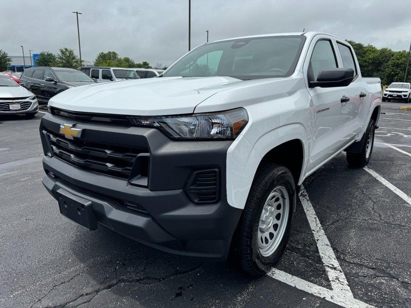 Used 2023 Chevrolet Colorado W/T RWD image 8