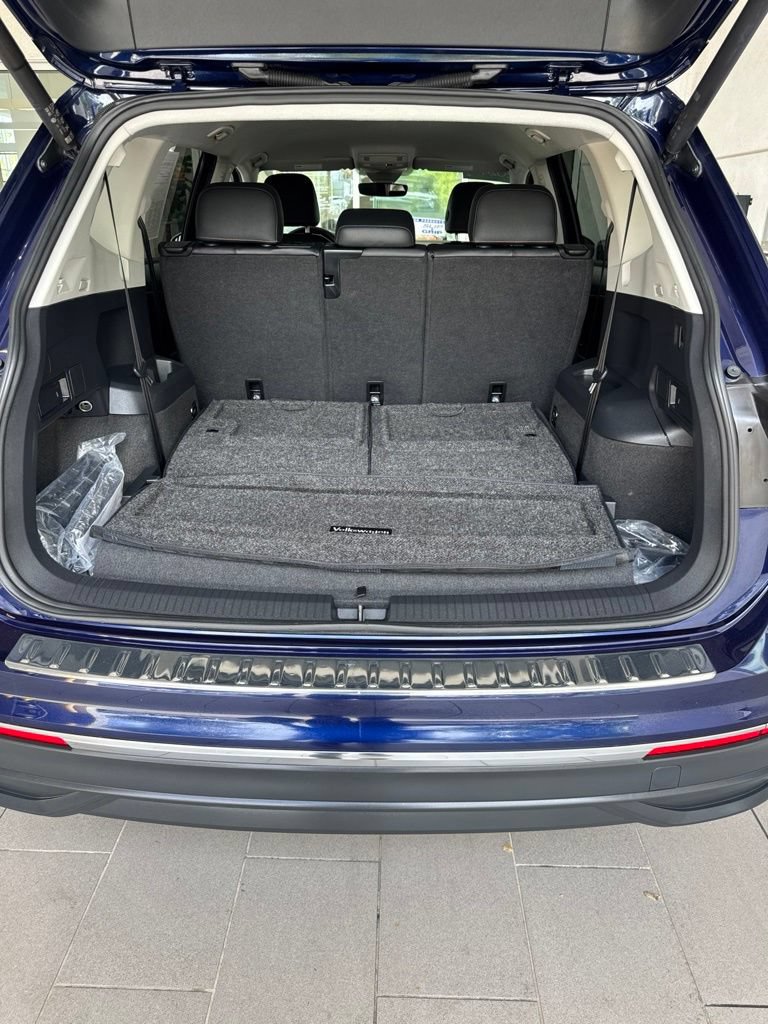 Certified 2024 Volkswagen Tiguan Wolfsburg Edition FWD image 15
