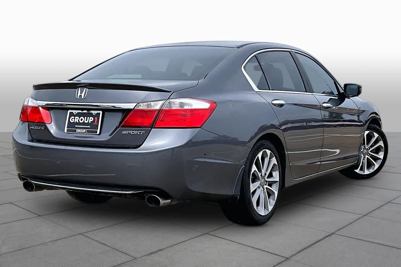 Used 2013 Honda Accord Sport image 11