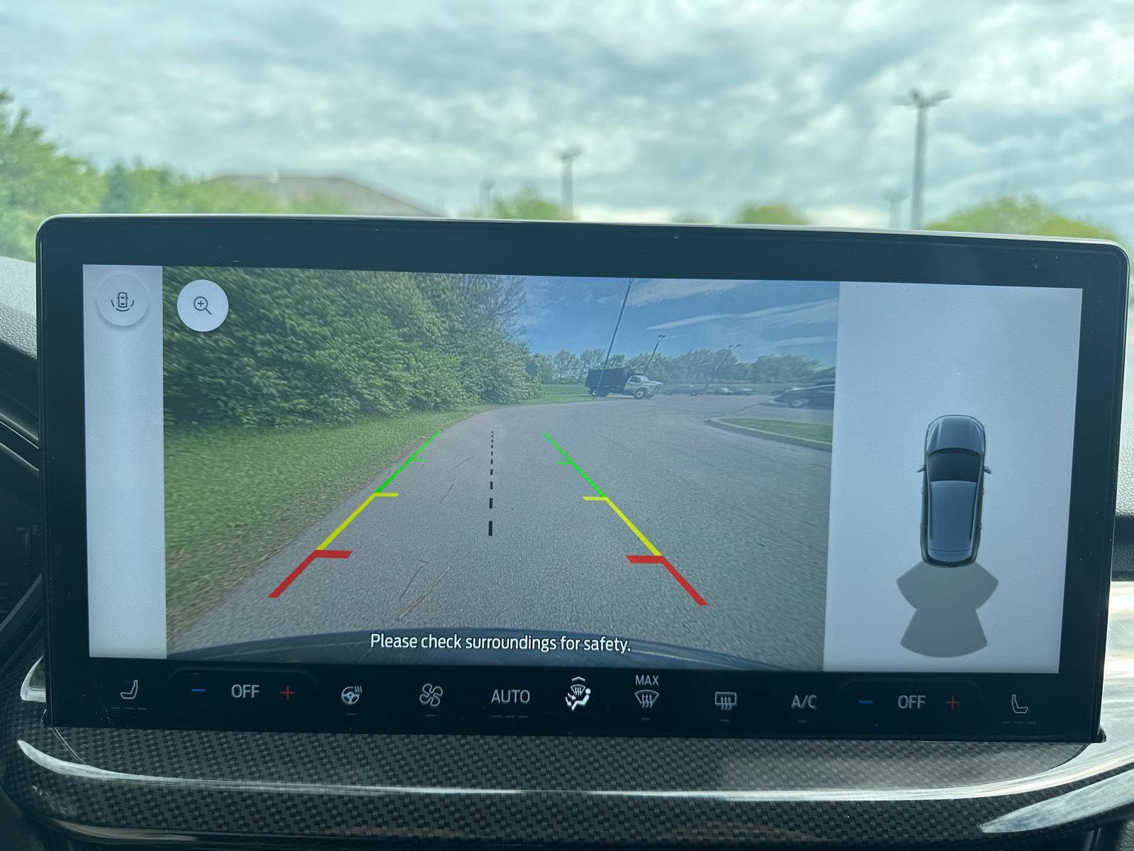 Used 2023 Ford Escape ST-Line w/ Tech Pack #1 FWD image 9