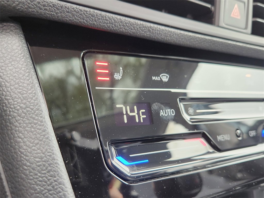 New 2025 Volkswagen Jetta SE image 12