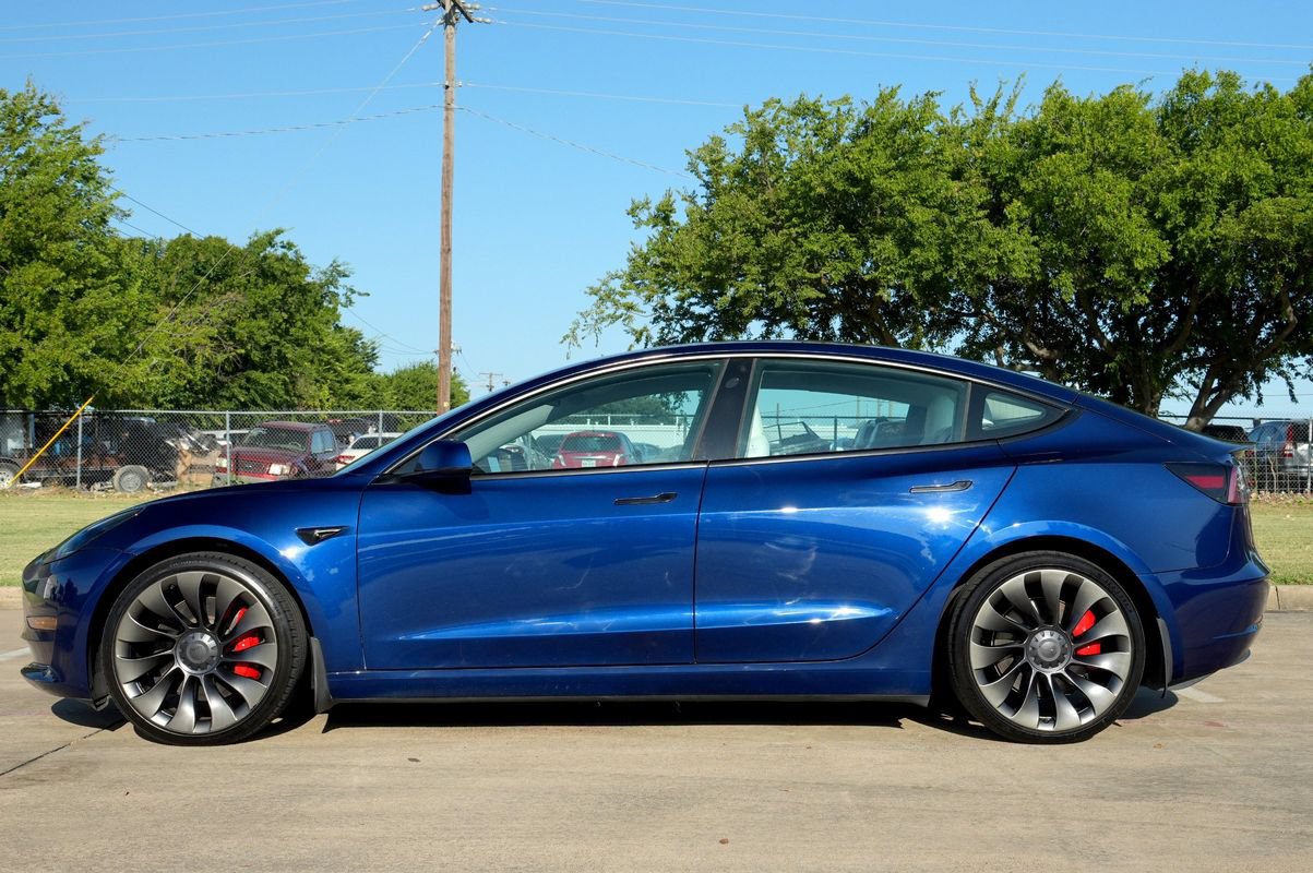 Used 2023 Tesla Model 3 Performance AWD/4WD image 15