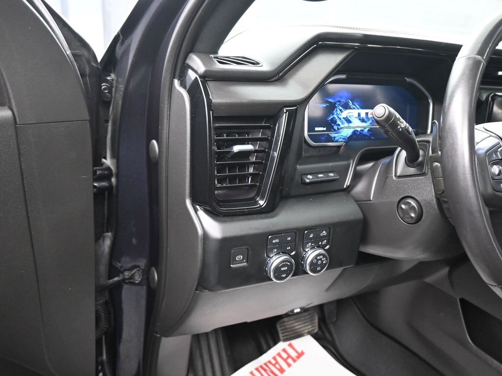 Used 2022 GMC Sierra 1500 AT4 w/ AT4 Premium Package image 3