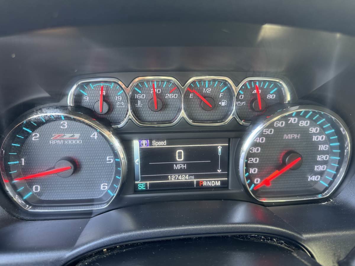 Used 2015 Chevrolet Silverado 1500 LT w/ Custom Sport Edition image 29