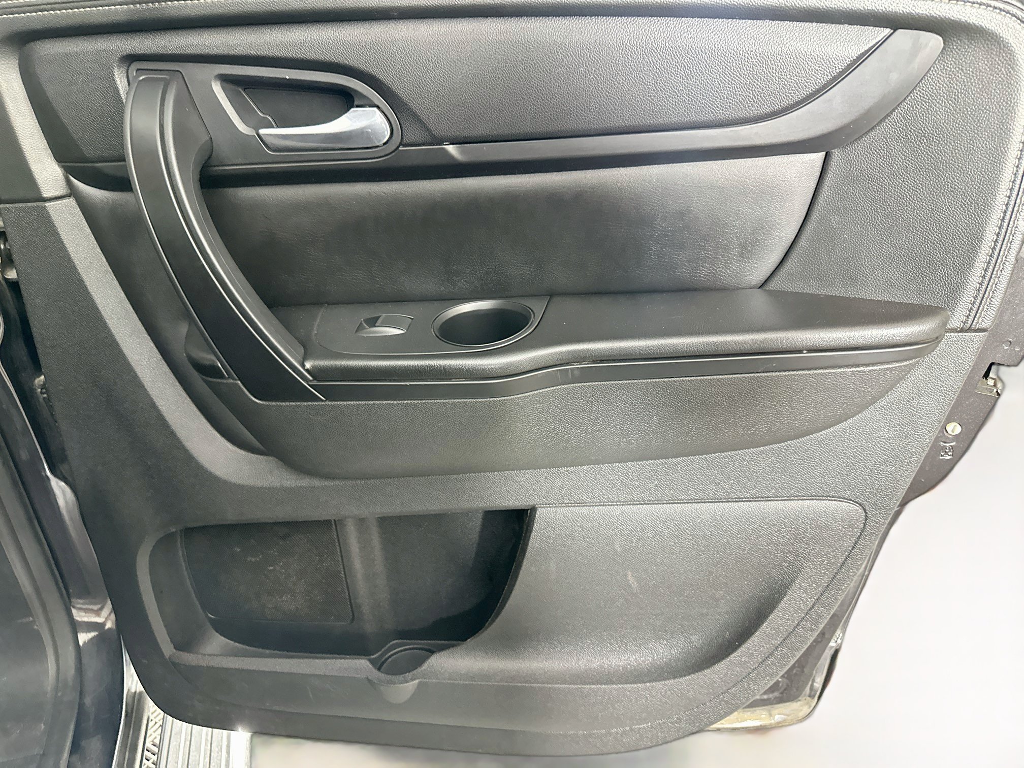 Used 2016 GMC Acadia SLE FWD image 29