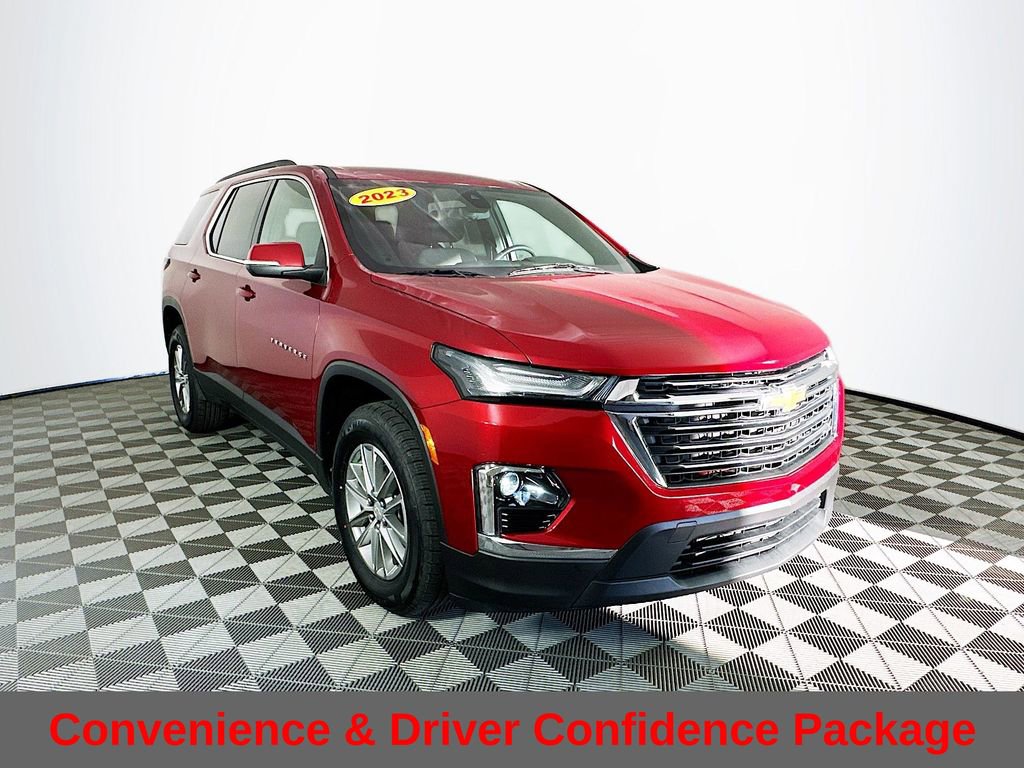 Used 2023 Chevrolet Traverse LT image 4