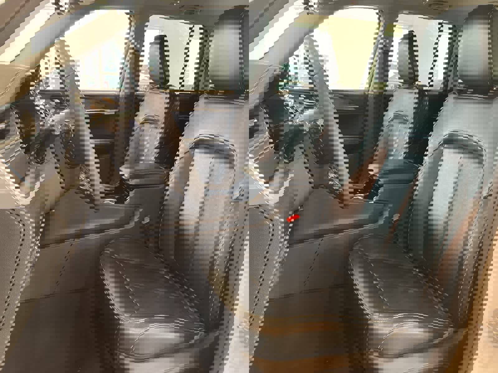 Used 2023 Jeep Grand Cherokee Limited image 10