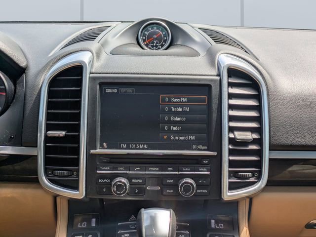 Used 2016 Porsche Cayenne image 19