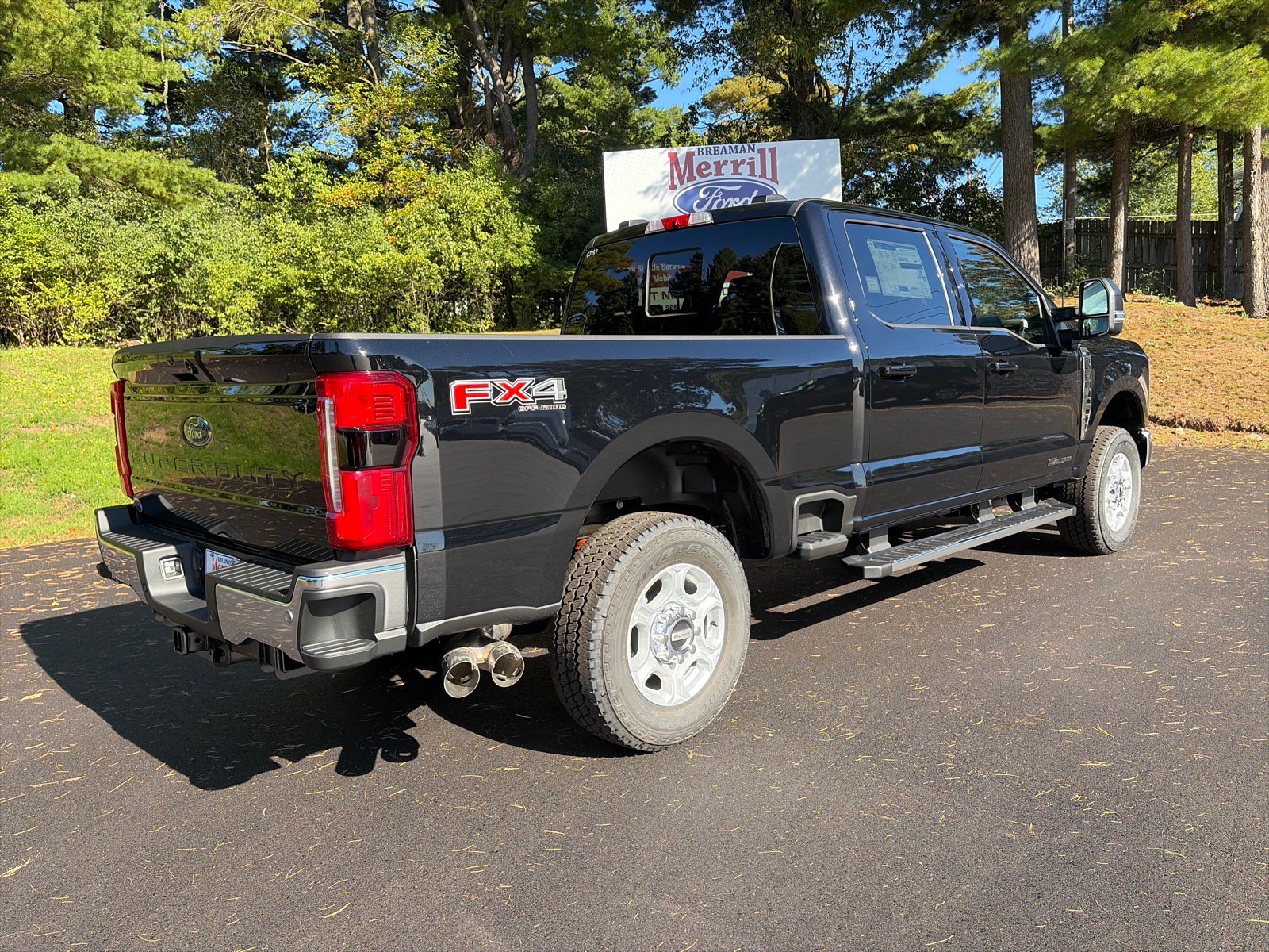 New 2026 Ford F250 XLT w/ XLT Premium Package AWD/4WD image 6