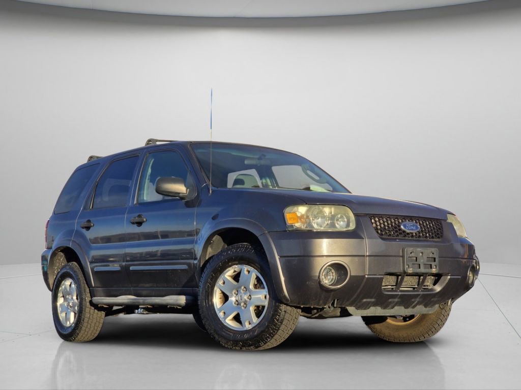 Used 2006 Ford Escape XLT image 2