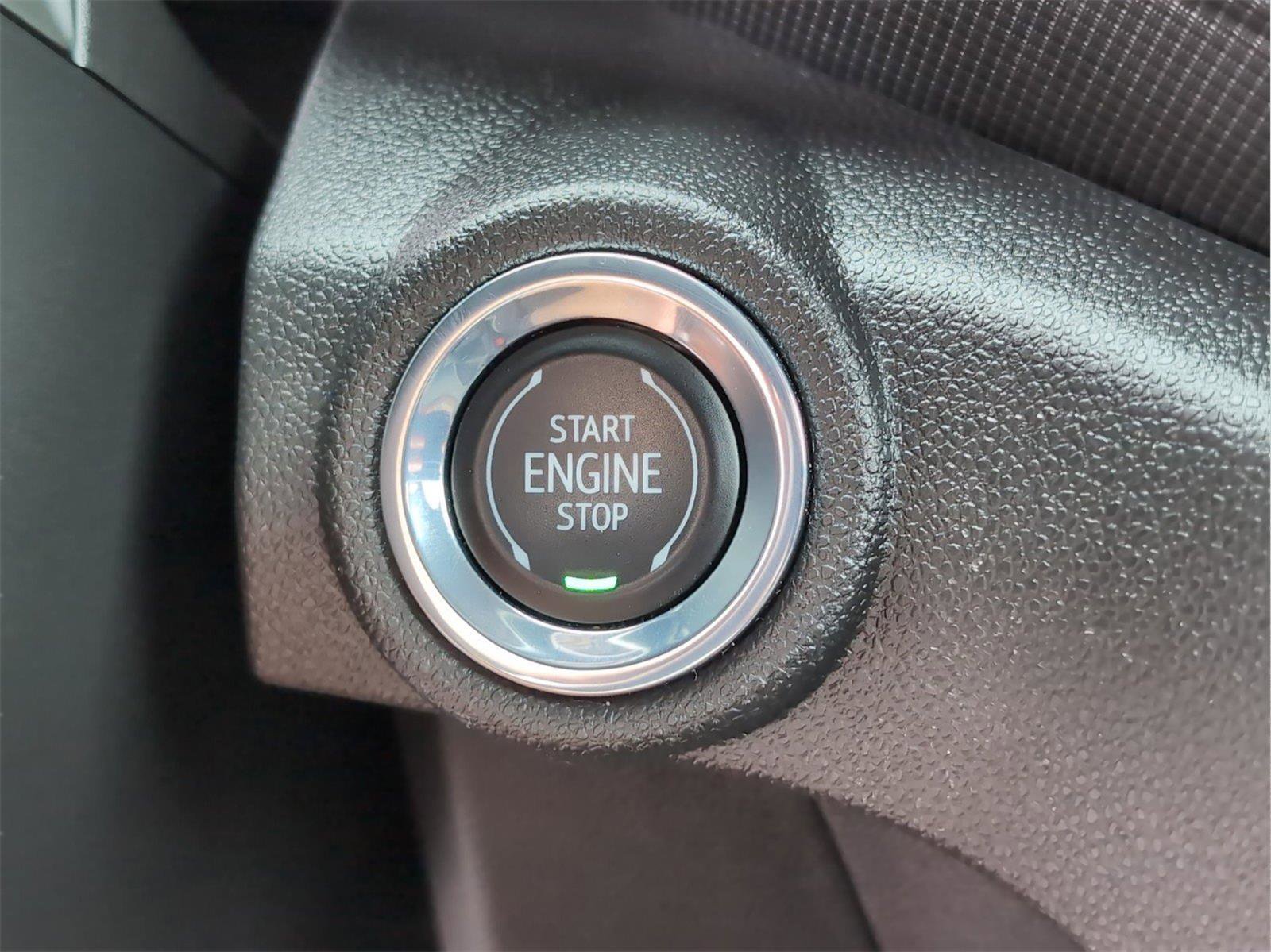 Used 2023 Chevrolet TrailBlazer LT FWD image 23