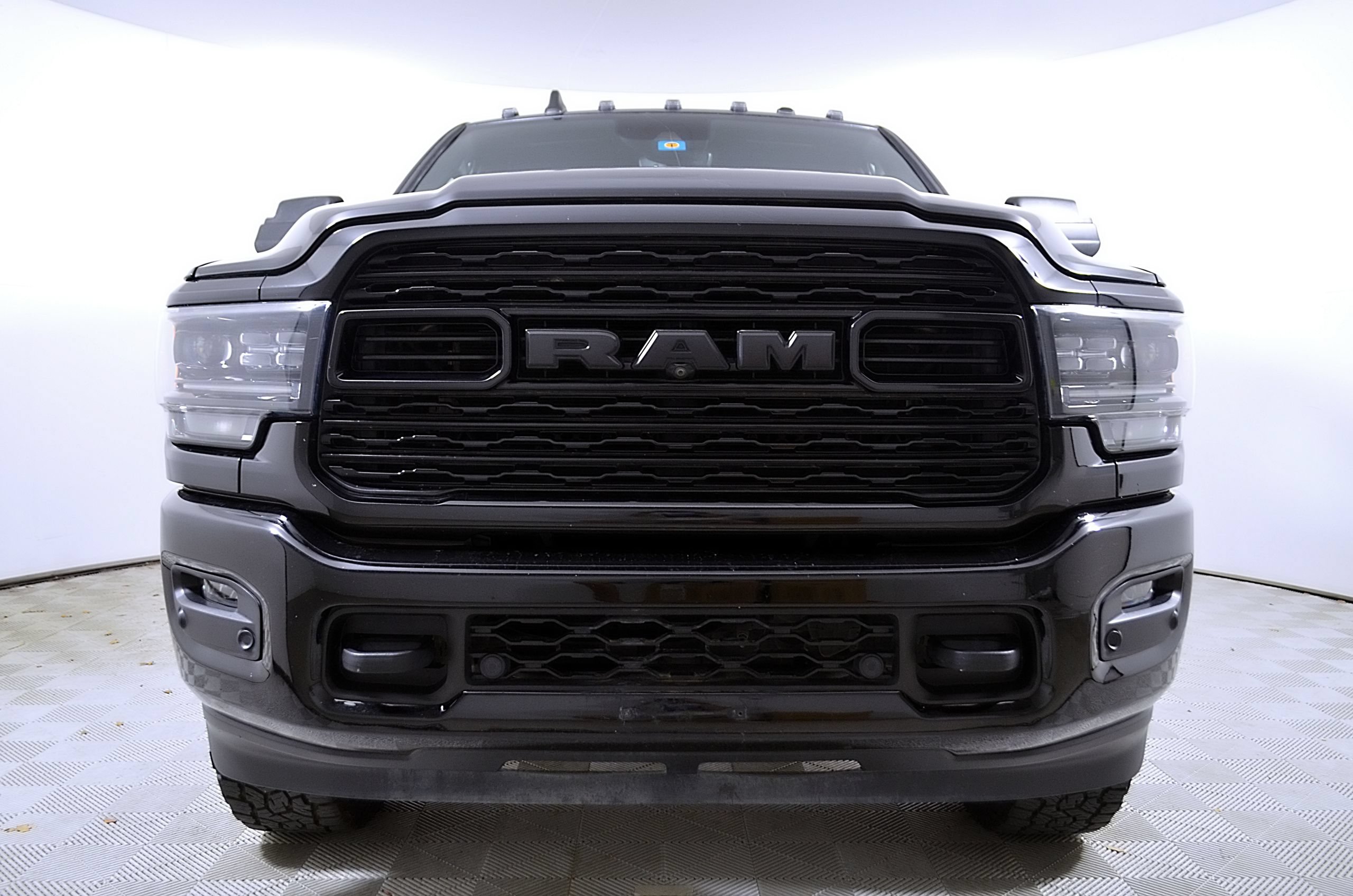 Used 2020 RAM 3500 Limited AWD/4WD image 5