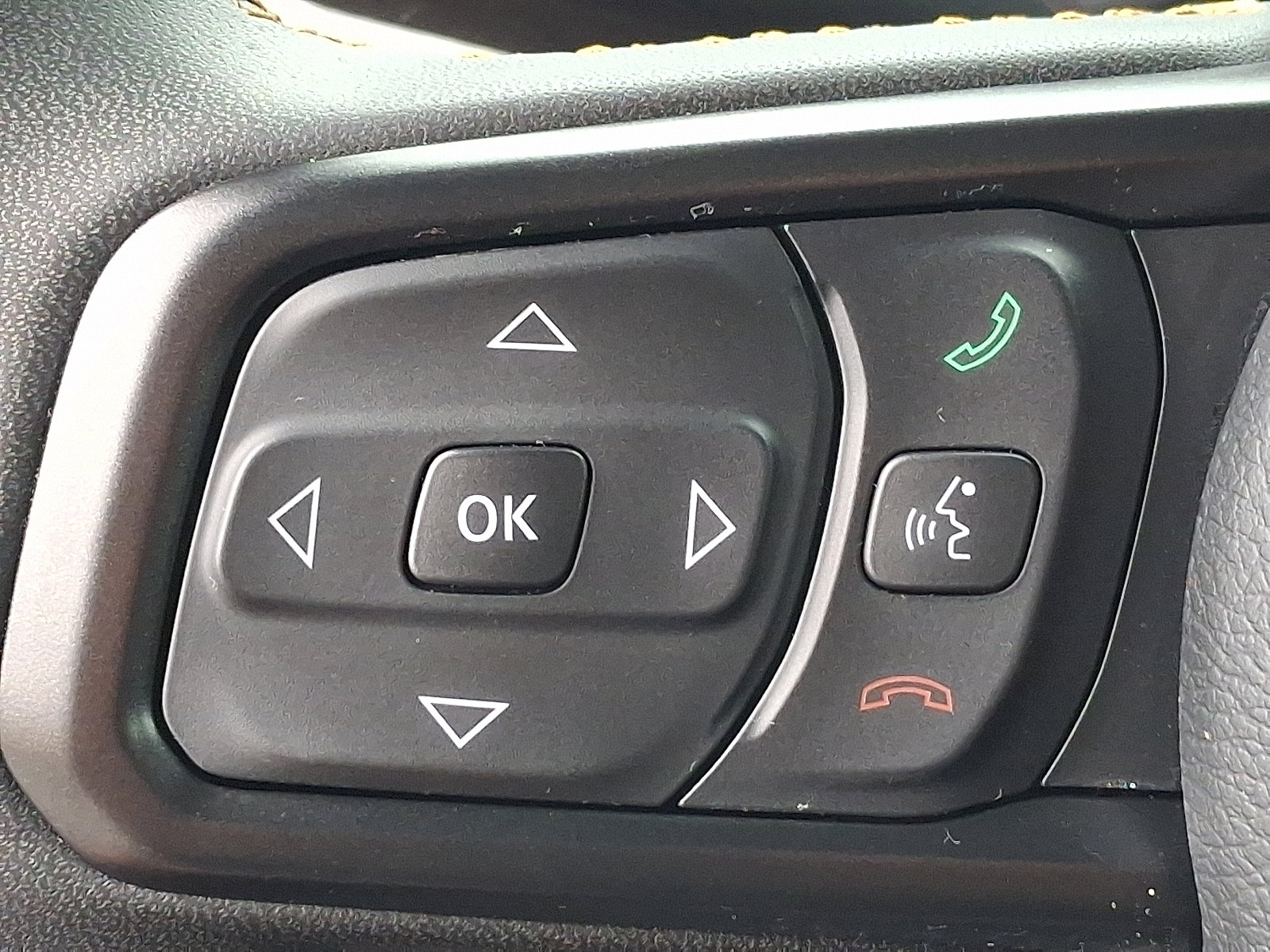 Used 2024 Jeep Wrangler Sport S image 21