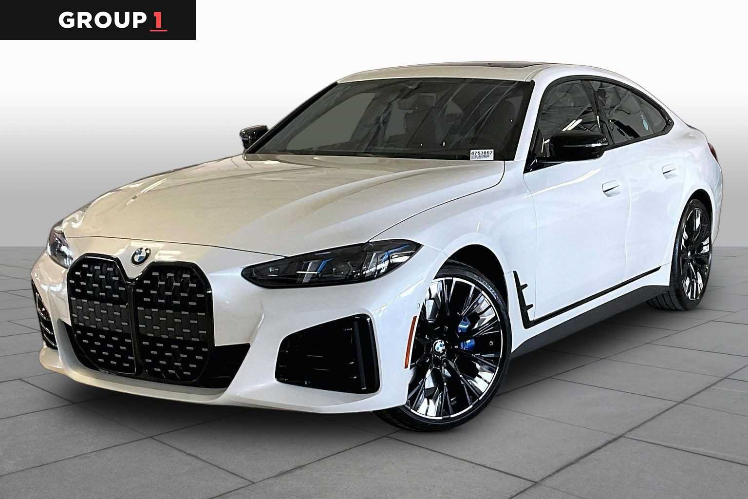 New 2026 BMW 430i xDrive w/ M Sport Package AWD/4WD image 1